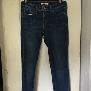 Levi’s 711 skinny size 25